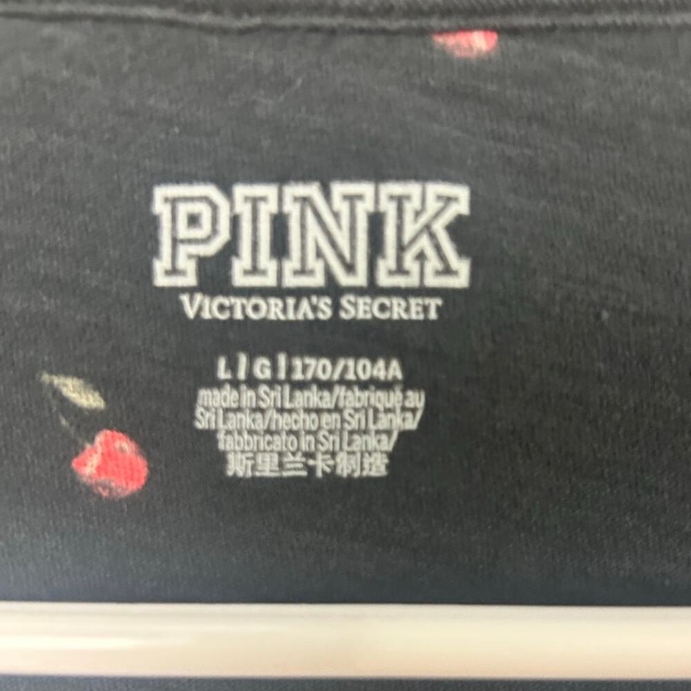 PINK Victoria’s Secret Black Cherry Print Crop Tee size L - Picture 5 of 8